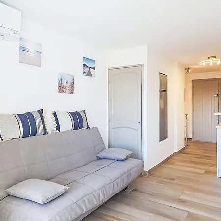 Apartment Les Sangliers-2 By Interhome Saint-Raphael (Var)