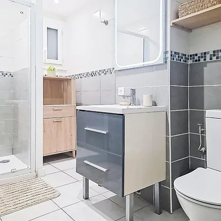 Apartment Les Sangliers-2 By Interhome Saint-Raphael (Var)