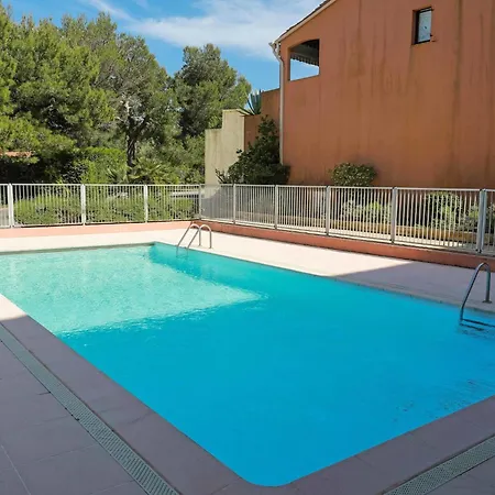 Apartment Les Sangliers-2 By Interhome Saint-Raphael (Var)